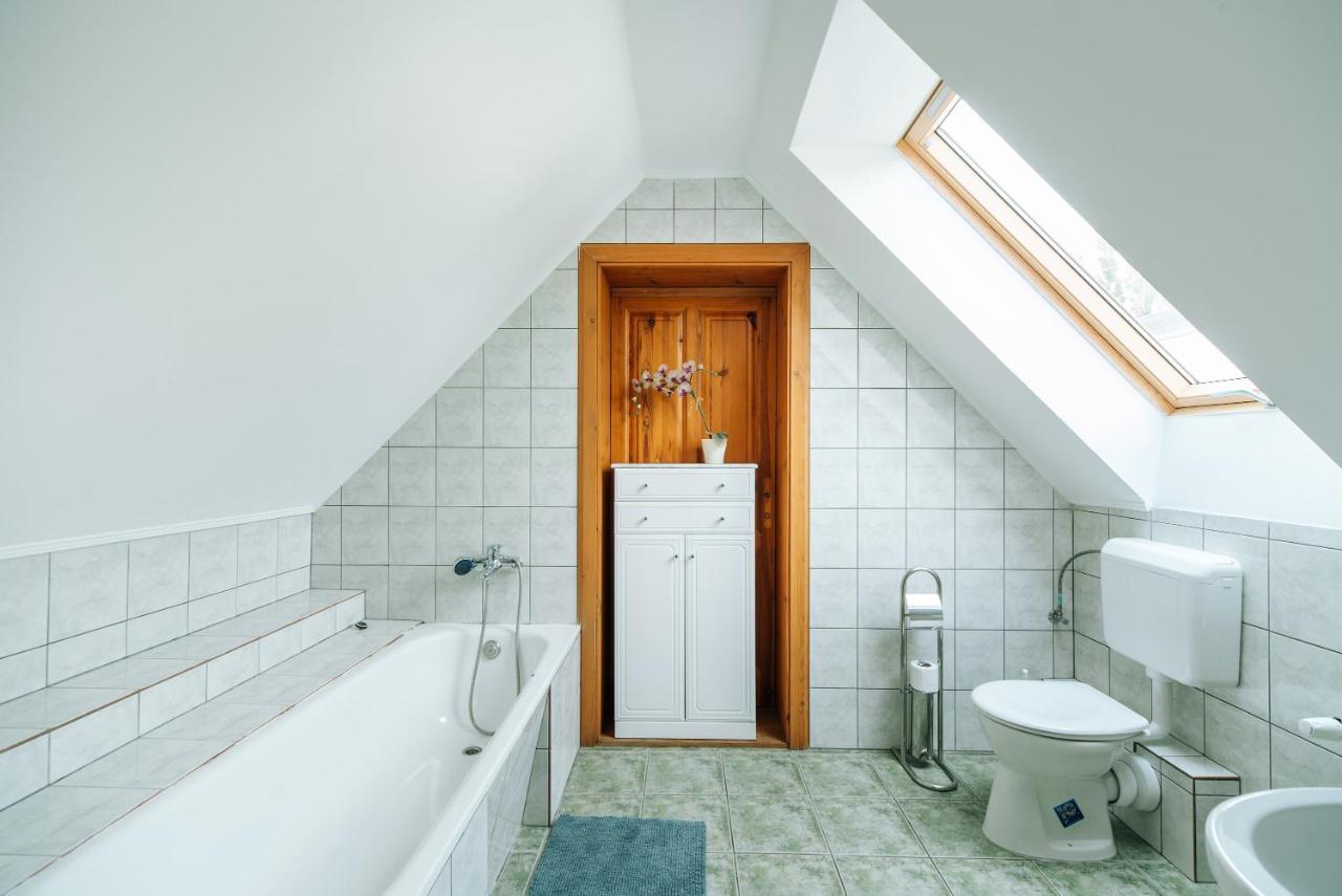 Buzavirag Apartman ケストヘイ エクステリア 写真